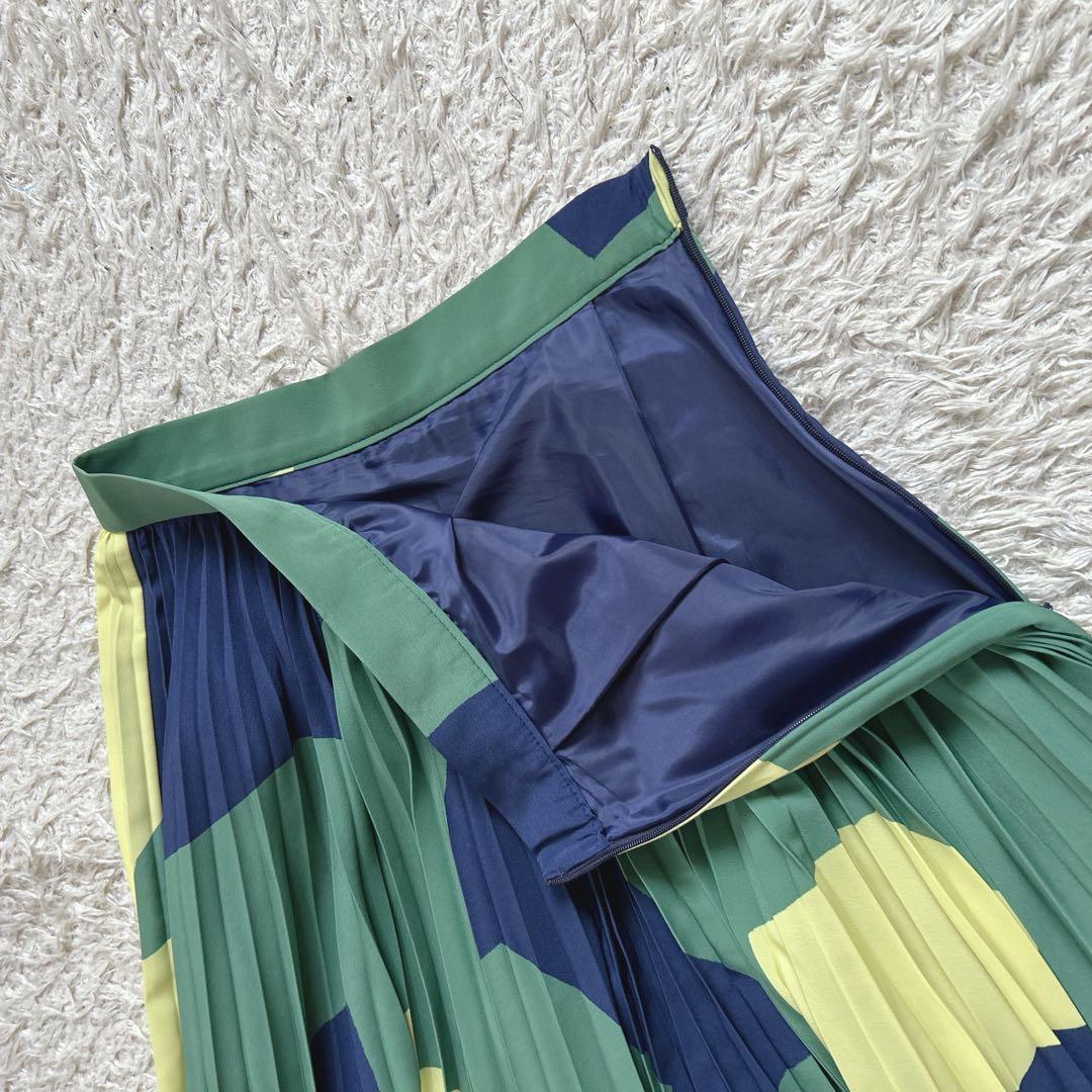 美品　sheller contrast pleated skirt グリーン
