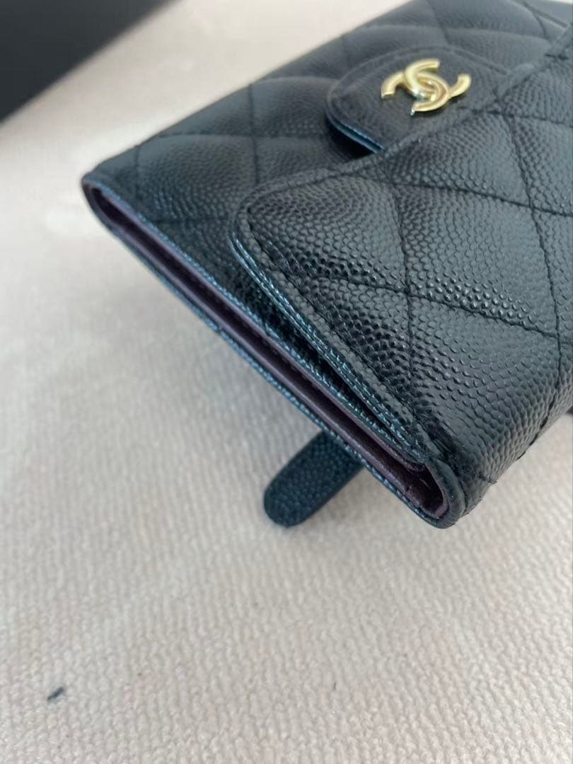 CHANEL 黒 三つ折り財布 キルティング