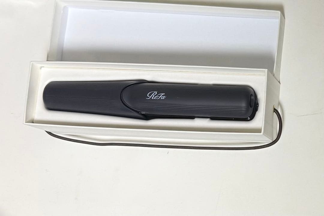 ほぼ未使用品 ReFa フィンガーアイロン 黒 保証期間内