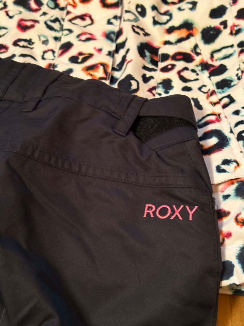 子ども用 Roxy ヒョウ柄 スノーボードウェア