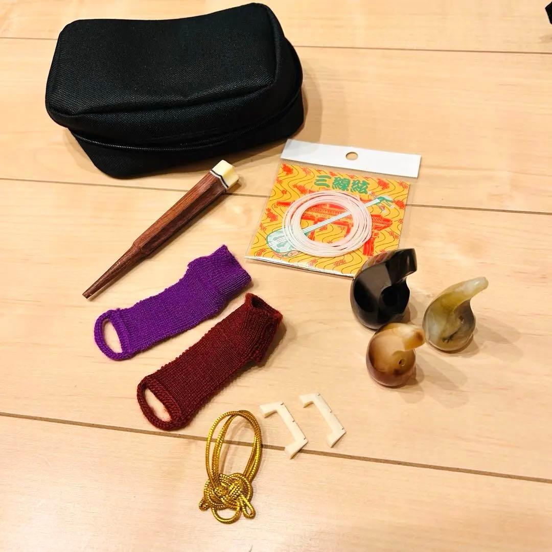 【美品】三線 沖縄 人工皮張り ケース付き 和楽器 民謡楽器 沖縄三線 沖縄民謡