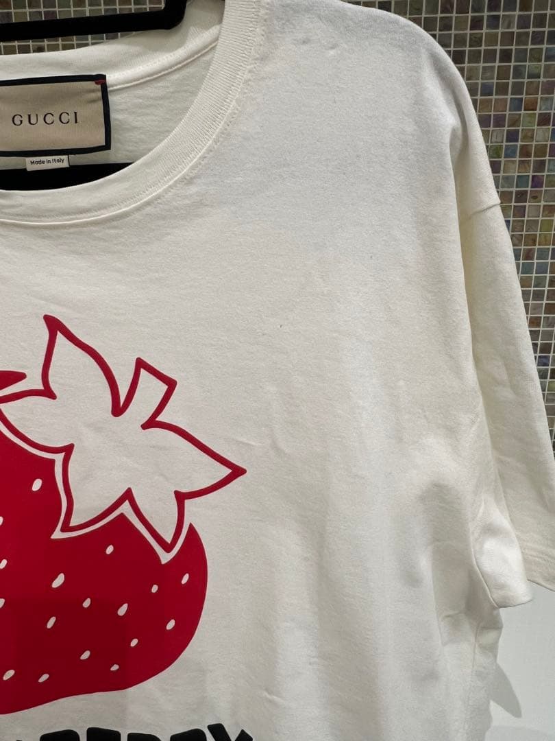 GUCCI グッチ　レディース　半袖　Tシャツ　白　苺　Lサイズ
