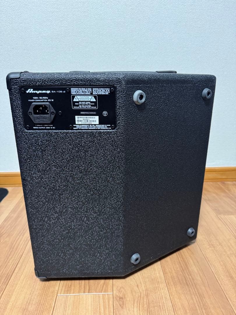 Z Ampeg BA-108 V2 ベースアンプ