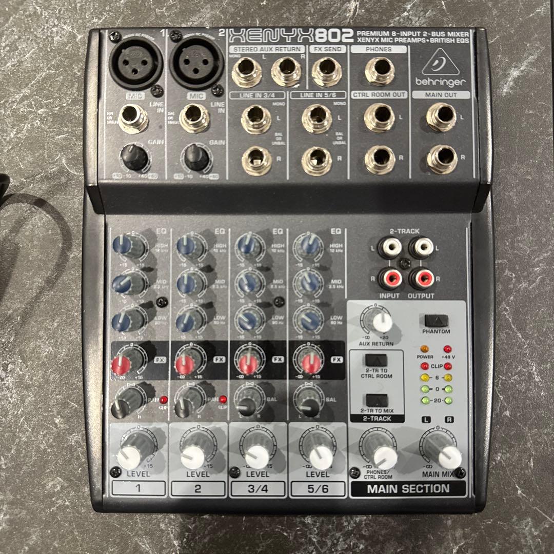 Behringer XENYX 802 アナログミキサー