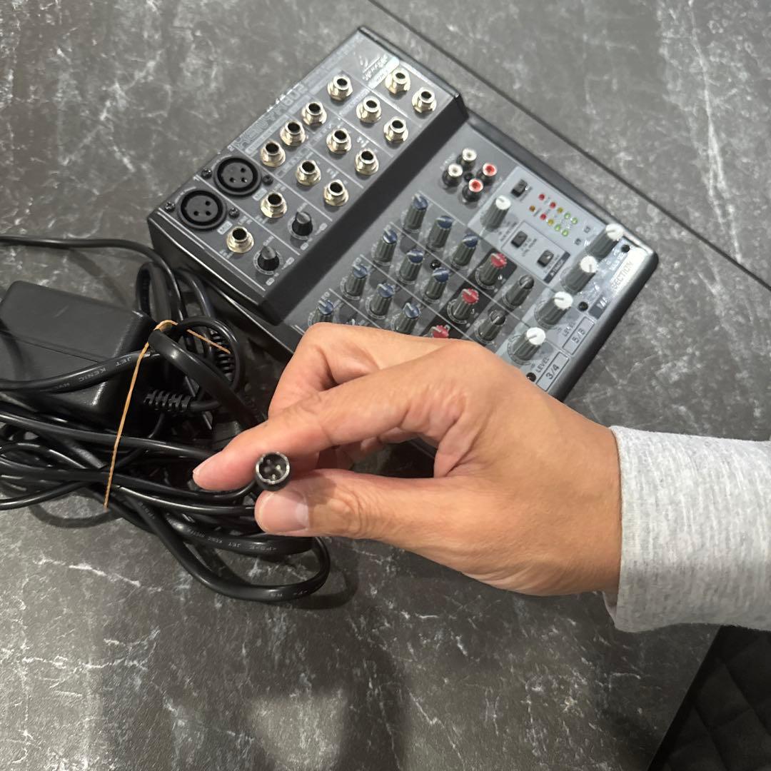 Behringer XENYX 802 アナログミキサー