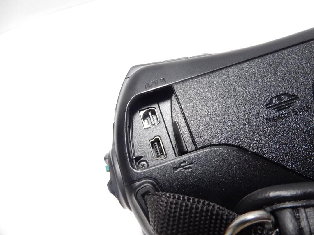 希少　大人気　動作品　ソニー　SONY HDR-SR11 ビデオカメラ 60GB
