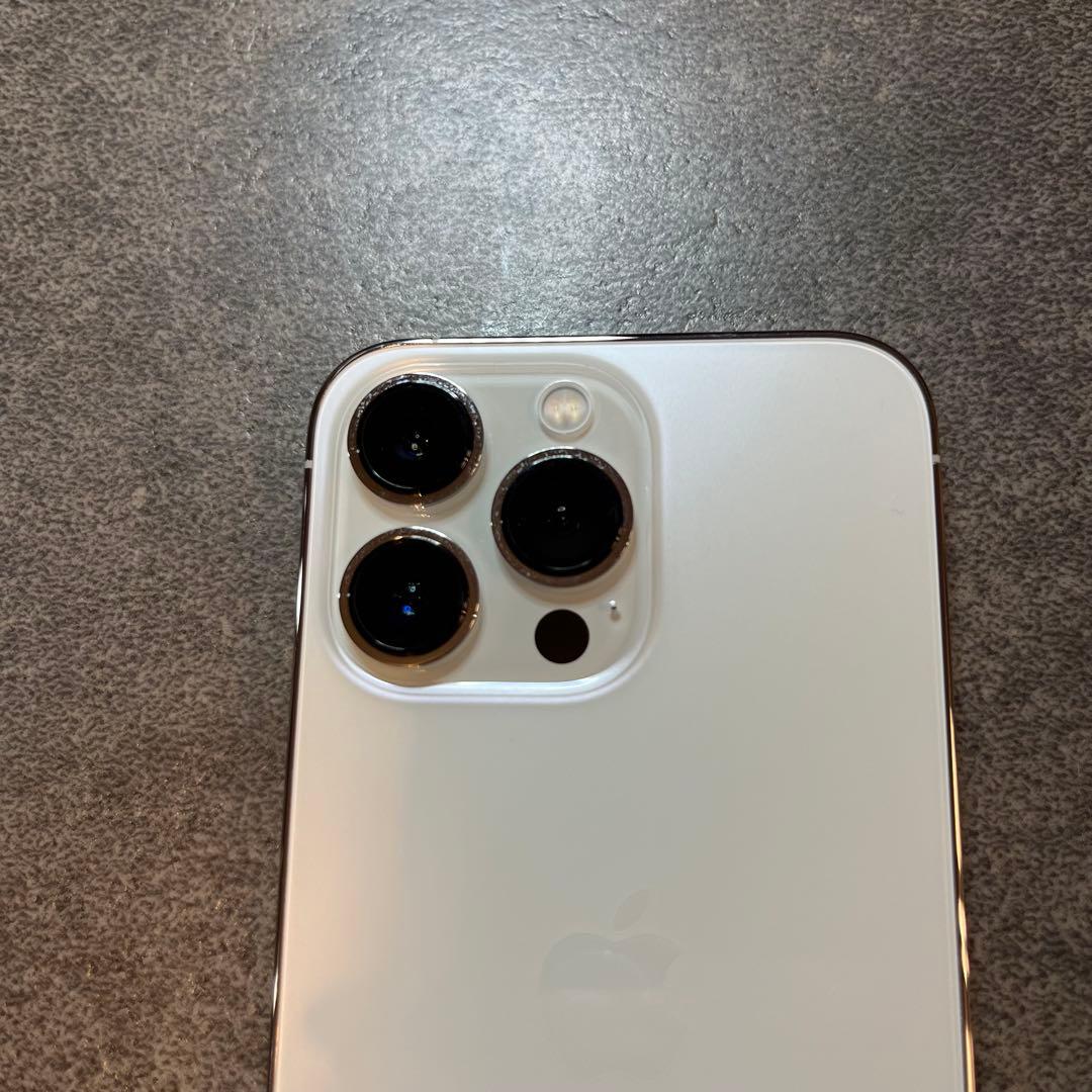 【極美品】バッテリー純正100% iPhone13 pro 256GB シルバー