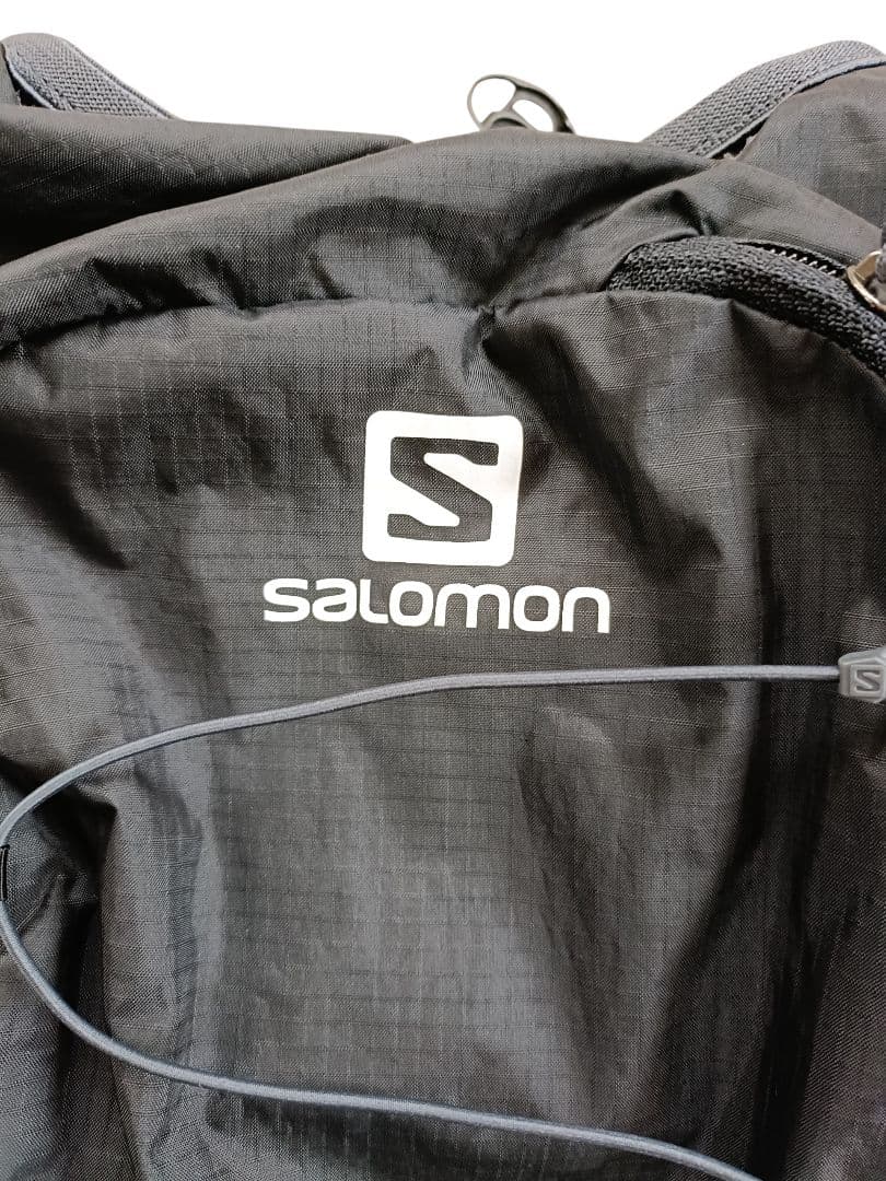 salomon ACTIVE SKIN 8 ブラック XS バックパック