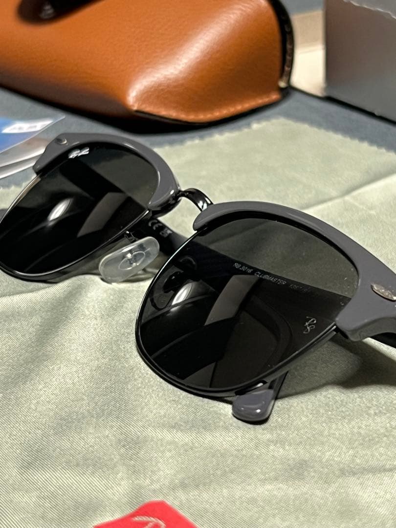 Ray-Ban ブラック サングラス