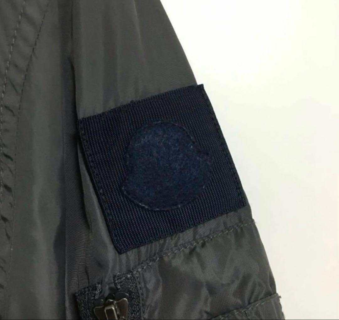 モンクレール グレー MA-1ジャケット 左腕パッチ付き
