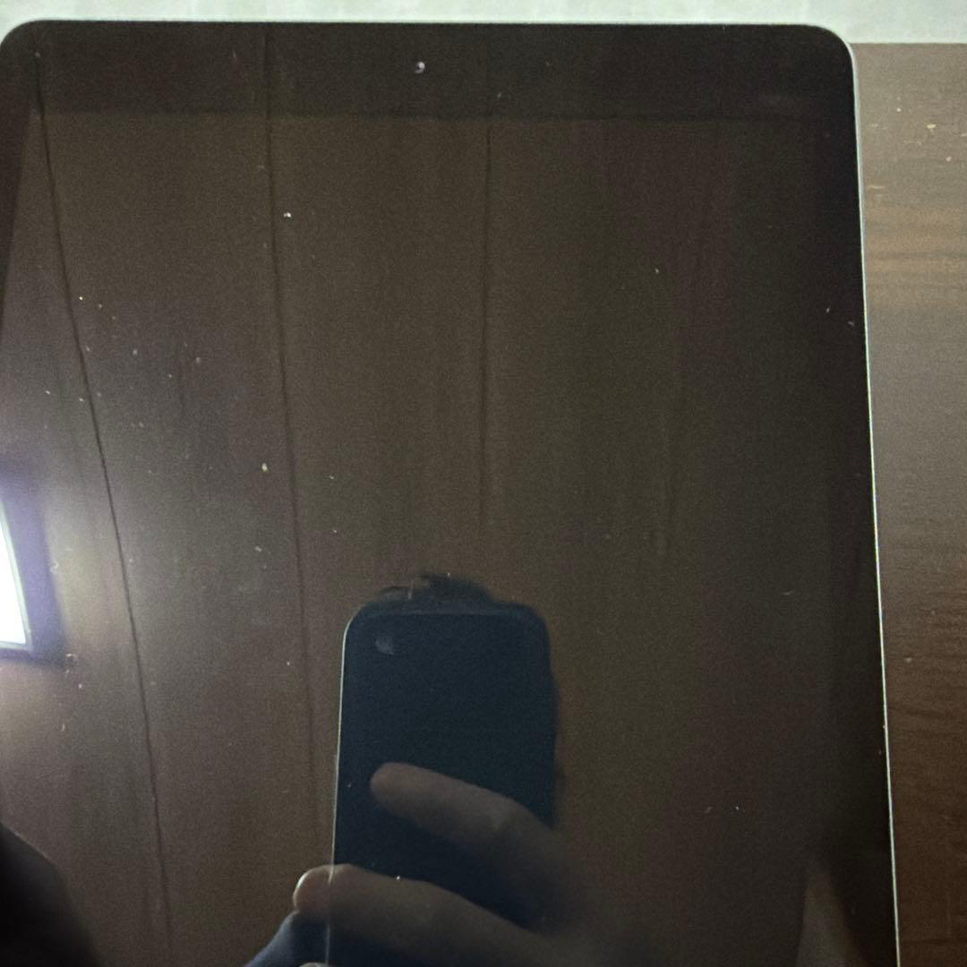 Apple iPad第7世代 WiFiモデル 128GB【ジャンク品】