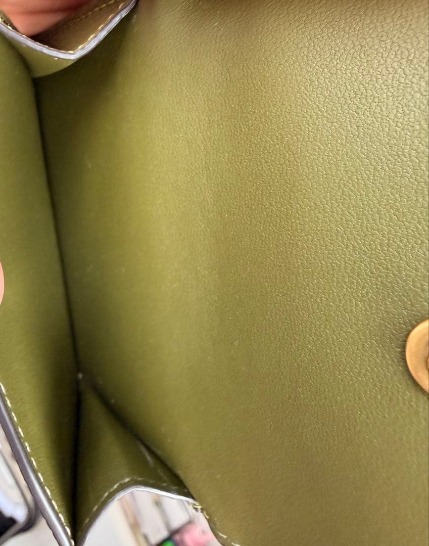値下げ！COACH ミニトライフォールド ウォレット オリーブグリーン 二つ折り