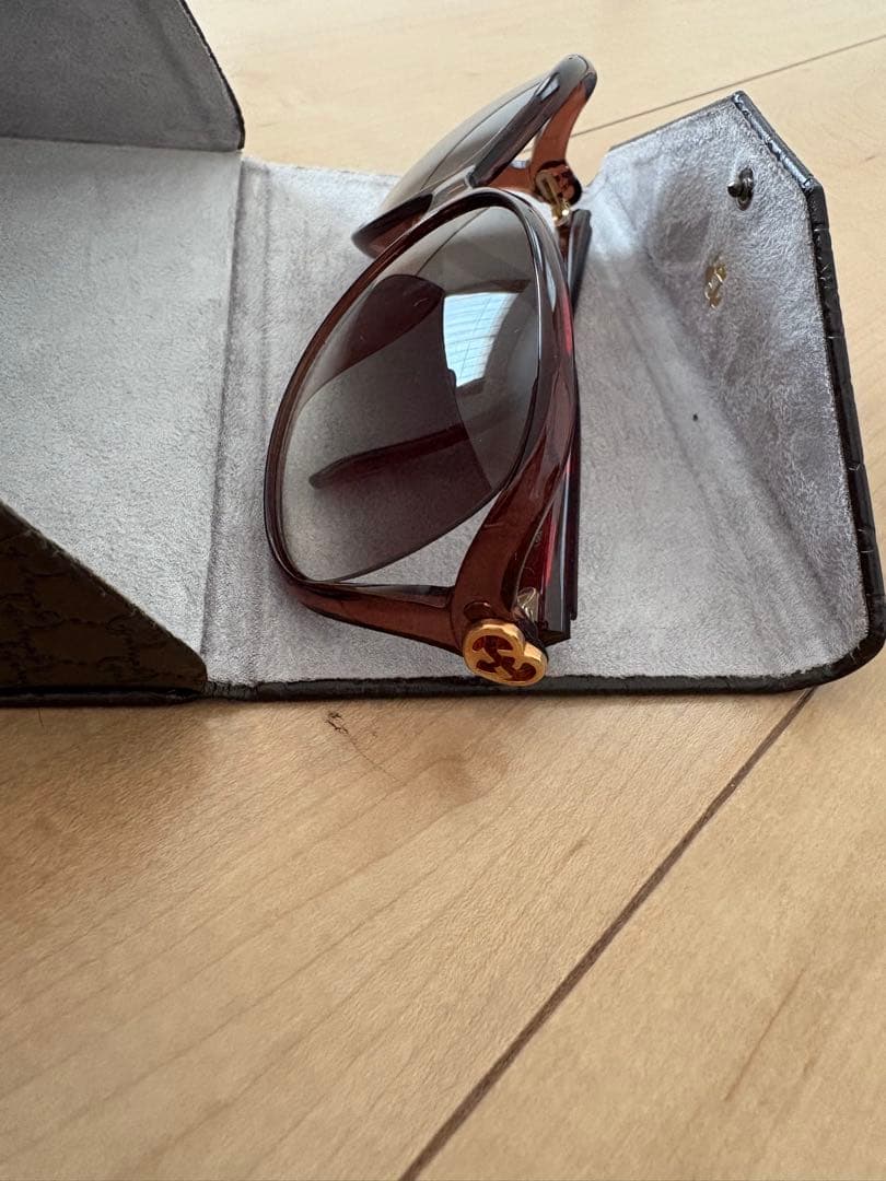 スマイル　Gucci ブラウン サングラス ケース付き