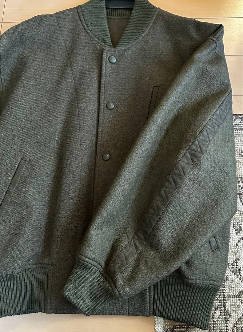 筆タグ issey miyake men varsity jacket