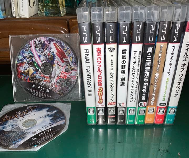 【ソフト11本とコントローラー1つおまけも】PS3 本体