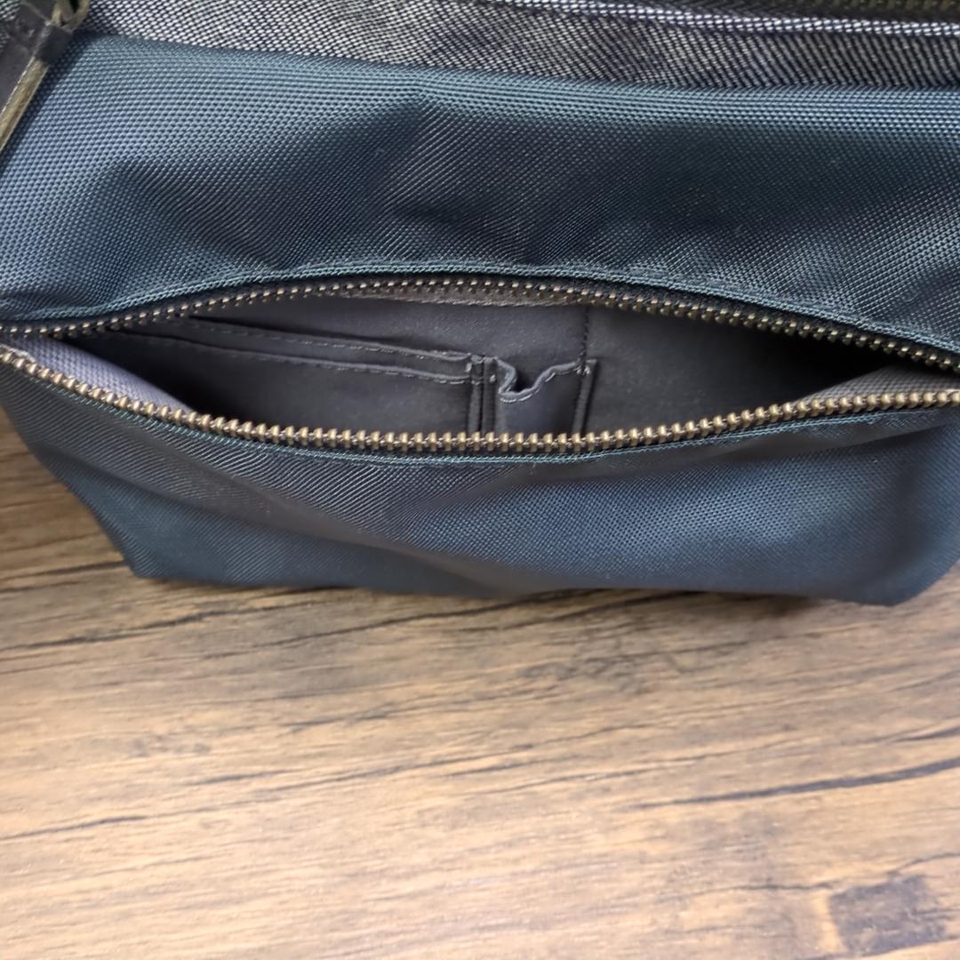 TUMI メッセンジャーバッグ