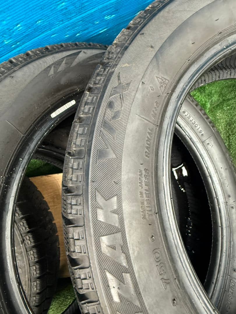 BRIDGESTONE VRX スタッドレス 155/65R14 19、20年製