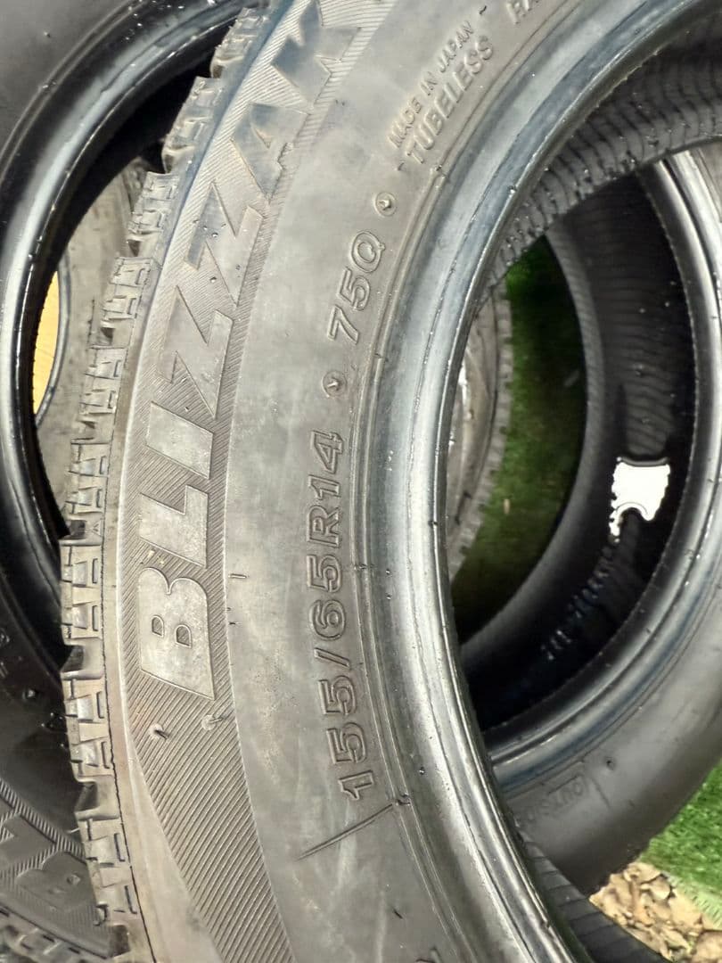 BRIDGESTONE VRX スタッドレス 155/65R14 19、20年製