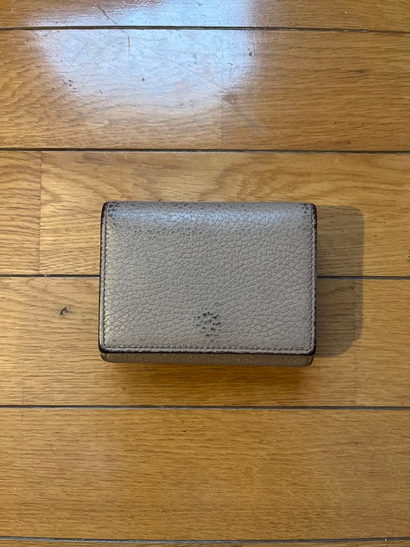 【本日限定値下げ】Gucci 二つ折り財布 ベージュ レザー