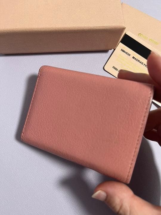 miumiu リボン　コンパクト財布