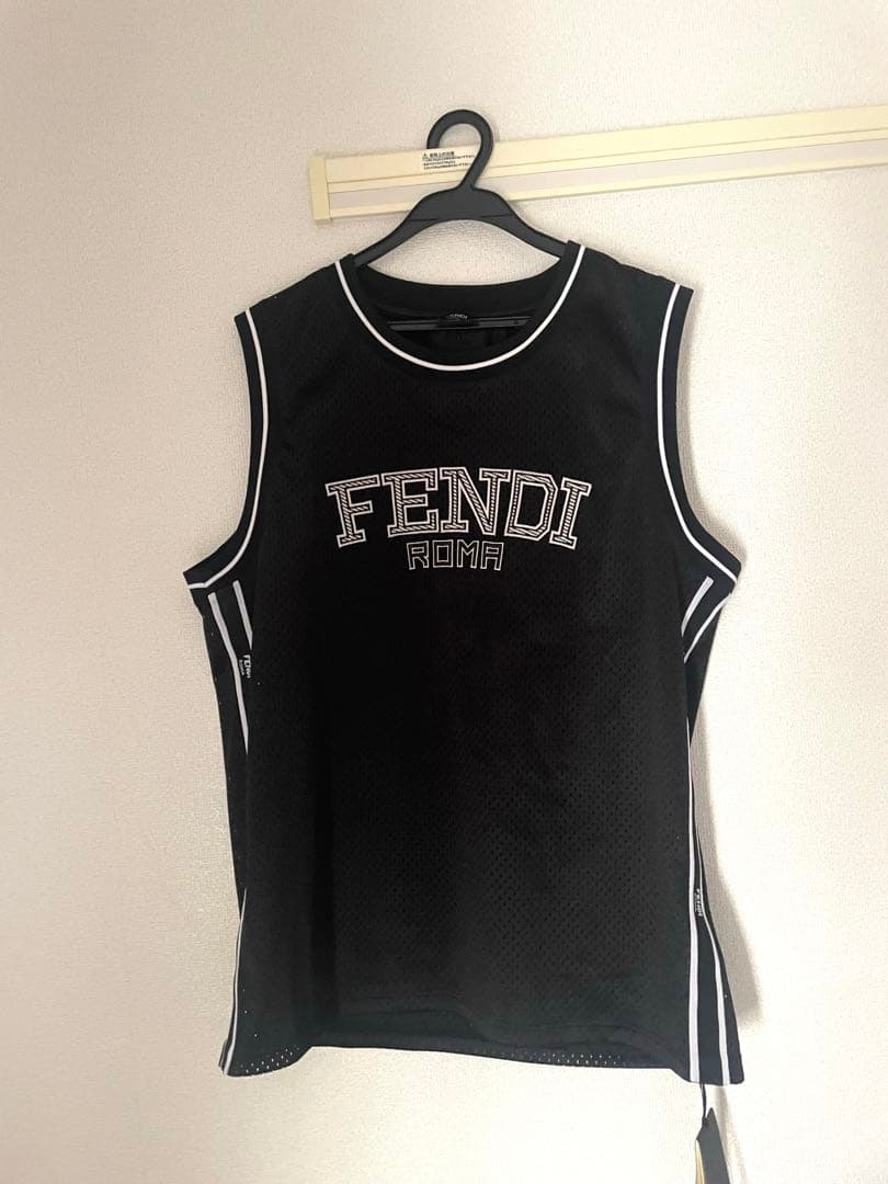 FENDI メッシュタンクトップ ロゴ　刺繍　ベスト