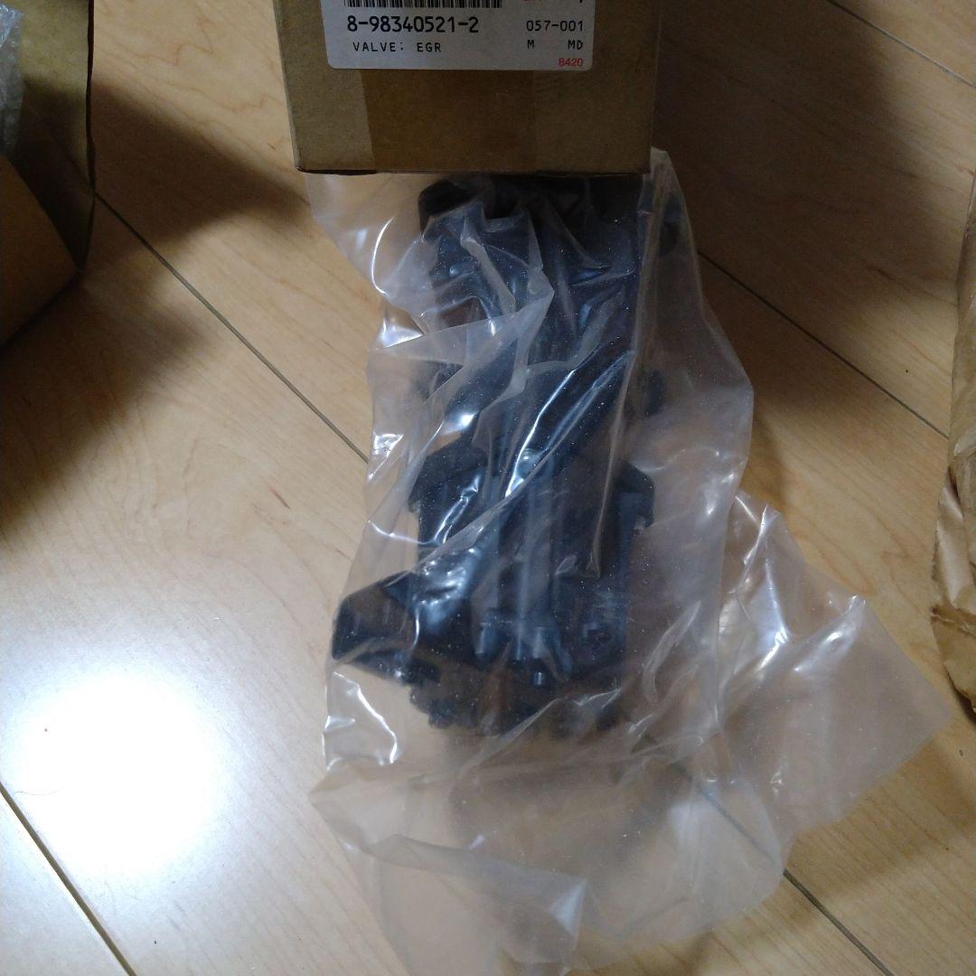 いすゞエルフEGRバルブとガスケットセット 8-98340521-2