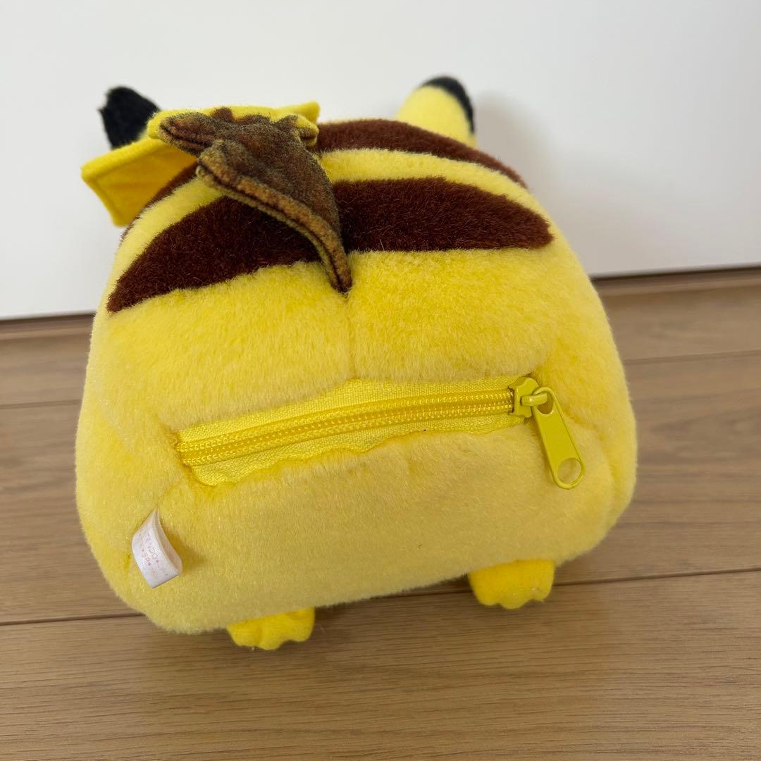 初代　平成レトロ　ピカチュウ おしゃべりぬいぐるみ