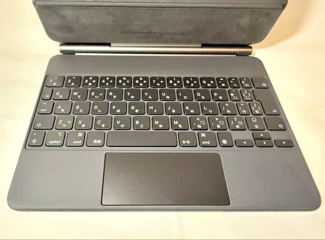 【美品】Apple純正 MagicKeyboard 11インチ（型番A2261）