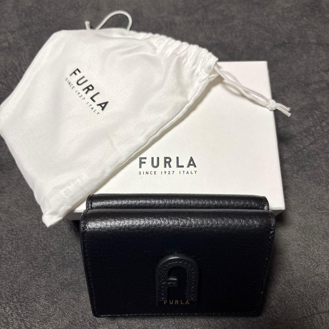 FURLA『Dafne（ダフネ）』 三つ折り財布