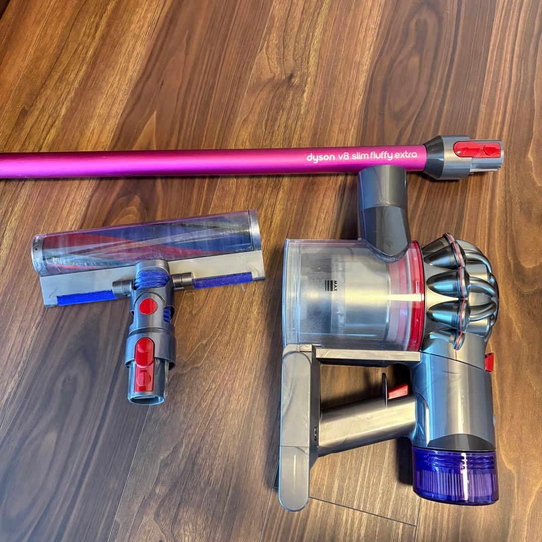 【Dyson】v8 slim fluffy extra スタンド付き