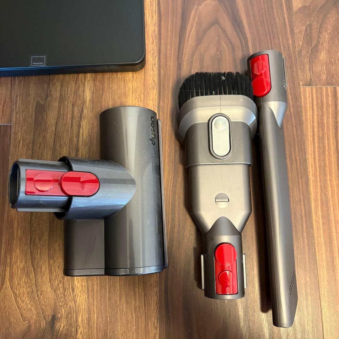 【Dyson】v8 slim fluffy extra スタンド付き