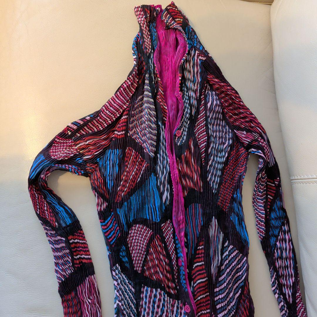 ISSEY MIYAKE シフォンツイスト　カーディガン
