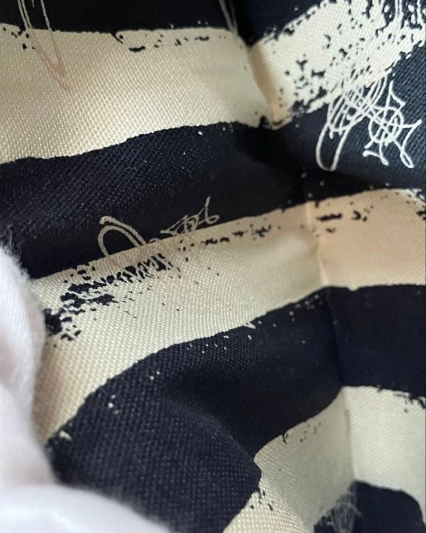 vivienne westwood 三つ折り財布　ゴールドオーブ ブラック