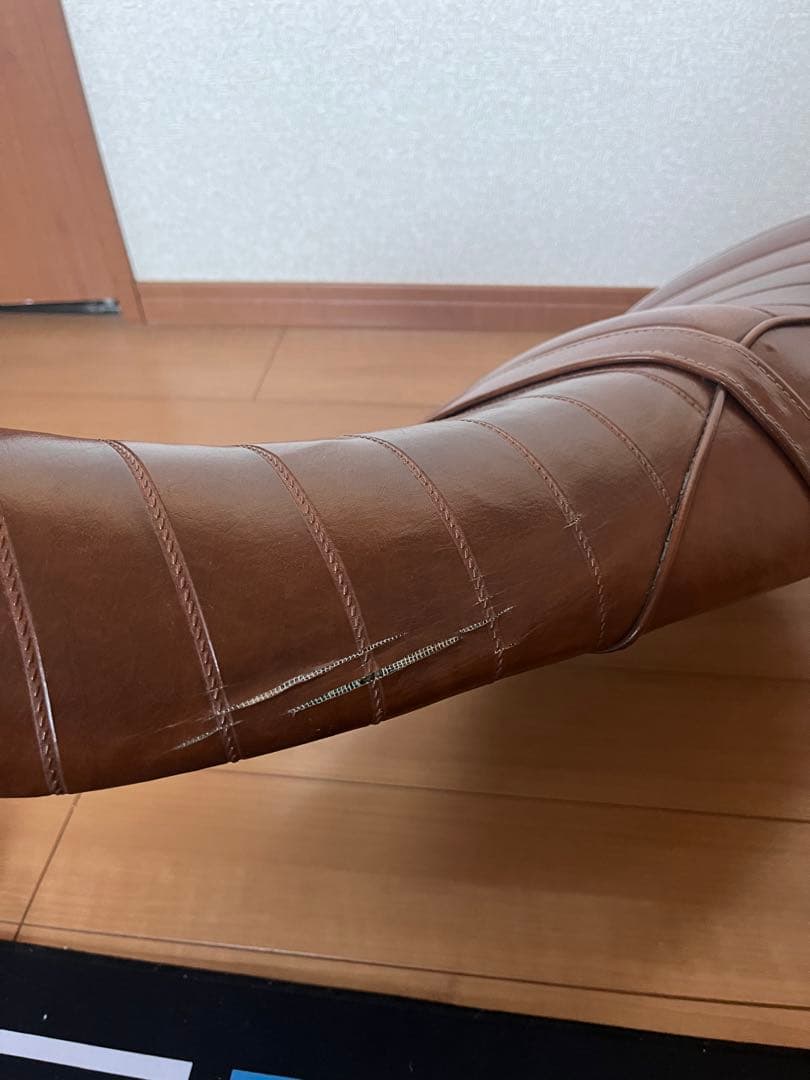 カワサキ　250TR 純正シート　張り替え　段付き　タックロール　茶色