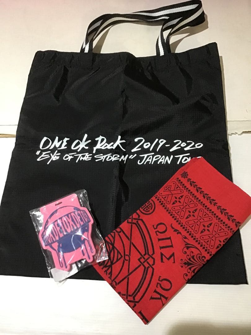 22799 ONE OK ROCK ツアーグッズ Tシャツ 7枚 バンド ライブ
