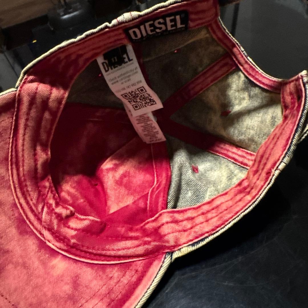 DIESEL デニム風ダメージキャップ