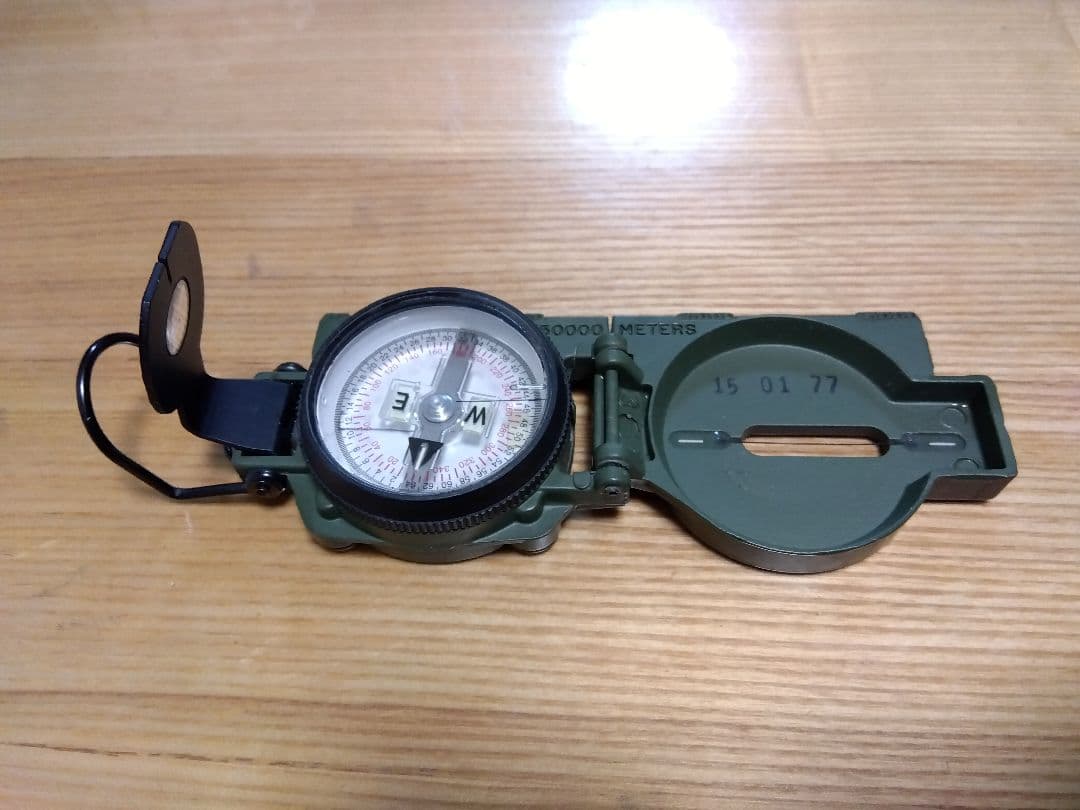 ＣＡＭＭＥＮＧＡ　レンザティックコンパス　トリチウム