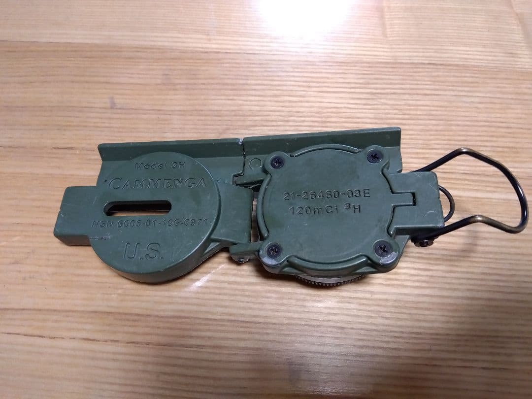 ＣＡＭＭＥＮＧＡ　レンザティックコンパス　トリチウム