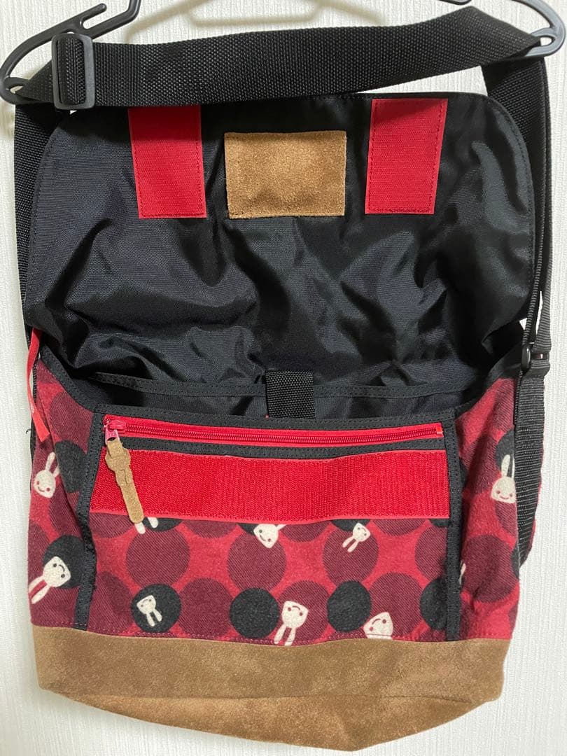 CUNE キューン　メッセンジャーバッグ　うさぎ
