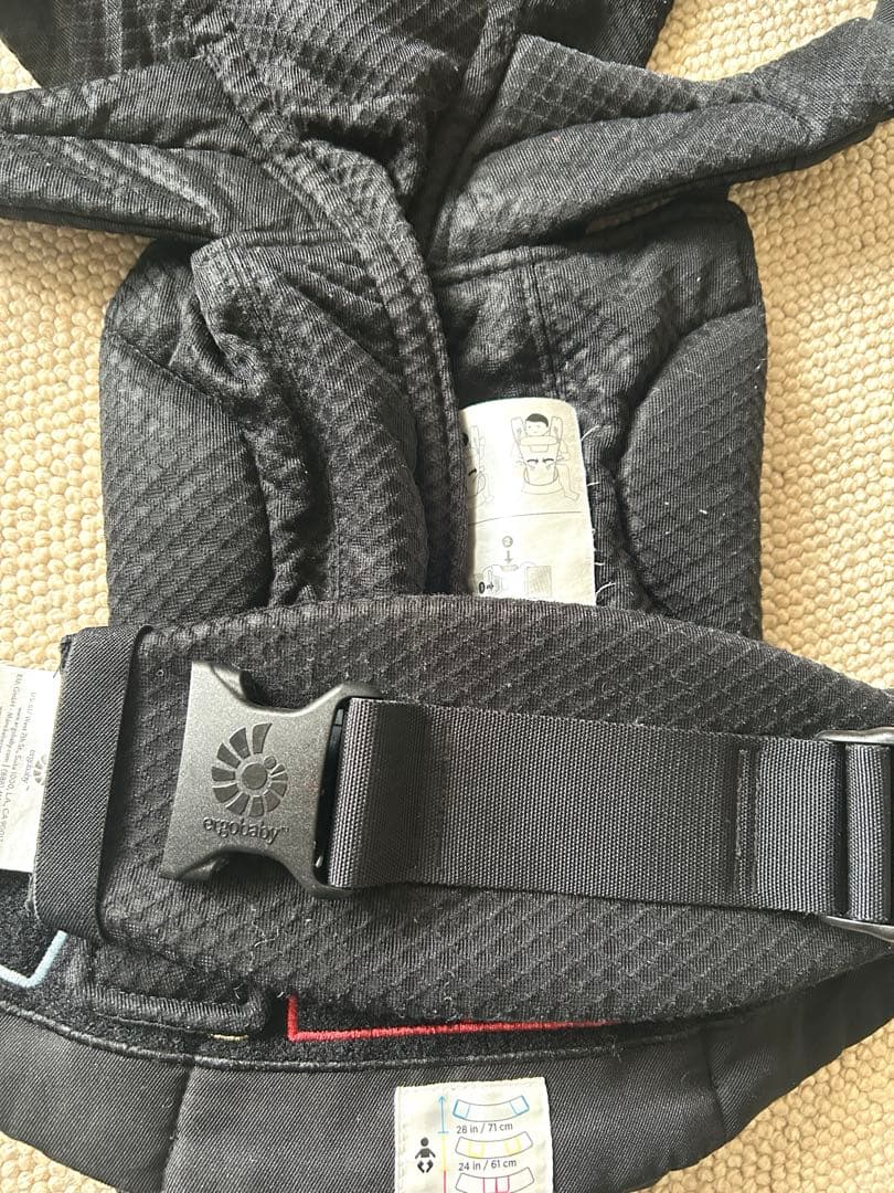 ergobaby OMNI breeze 抱っこ紐 ブラック