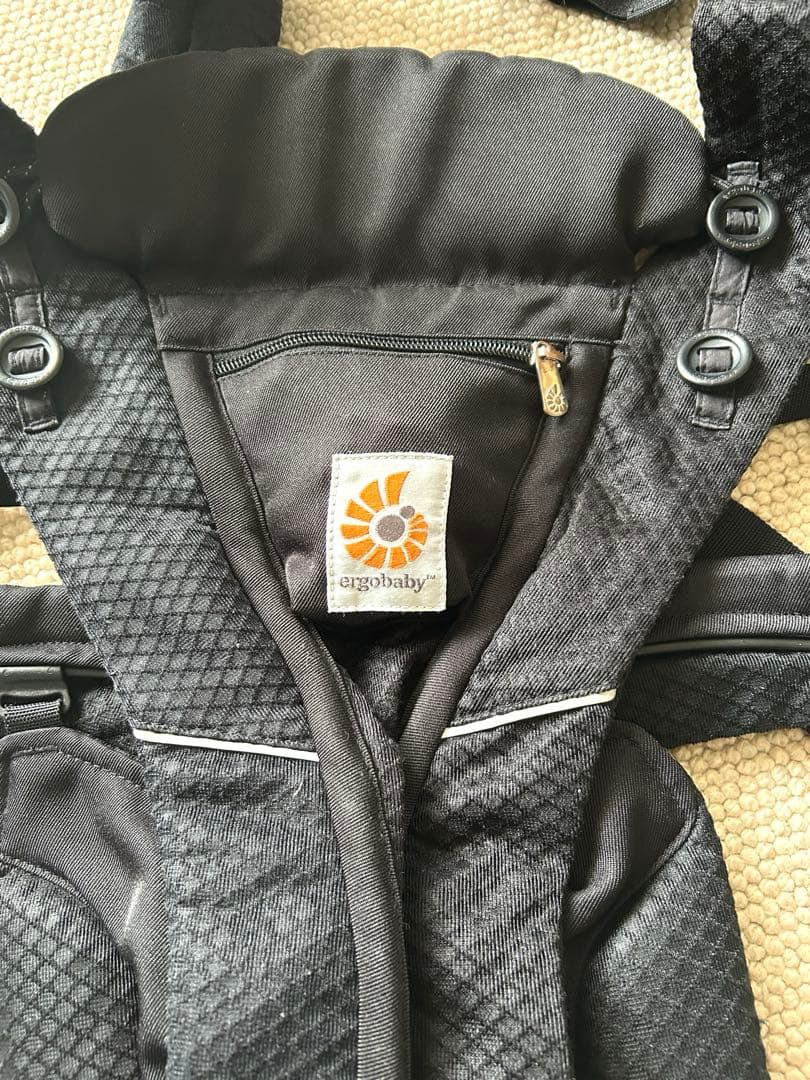 ergobaby OMNI breeze 抱っこ紐 ブラック