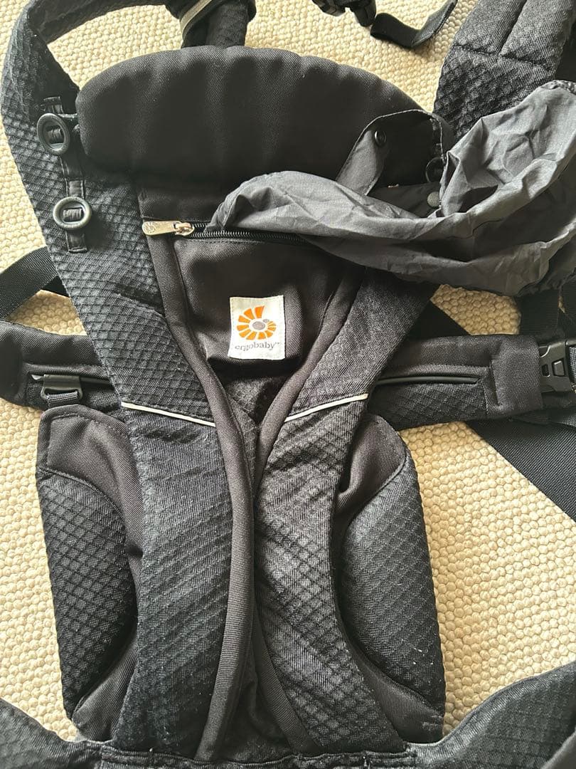 ergobaby OMNI breeze 抱っこ紐 ブラック