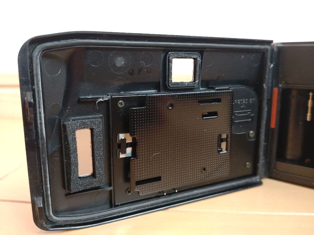 【ジャンク品】動作未確認 KYOCERA Tscopa フィルムカメラ