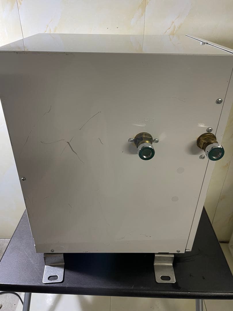 TOTO 小型電気温水器 湯ポット 中古品2021年袋　REW12A1B1H