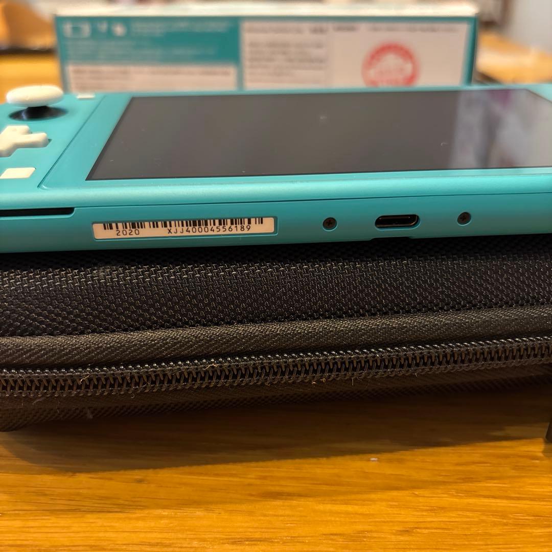 【美品】任天堂　Switch Lite スイッチライト　ターコイズブルー