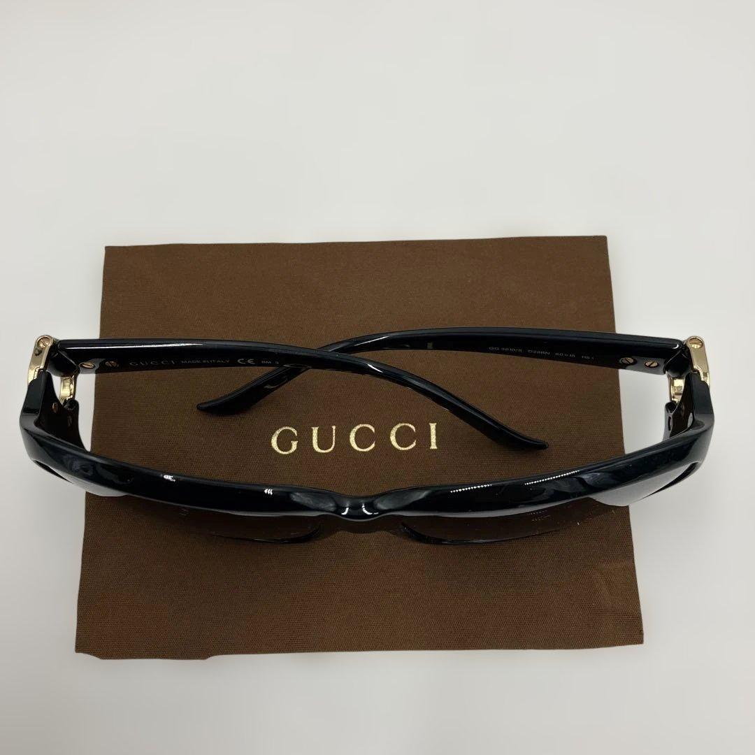GUCCI ケース付き イタリア製 ブラックサングラス レディース