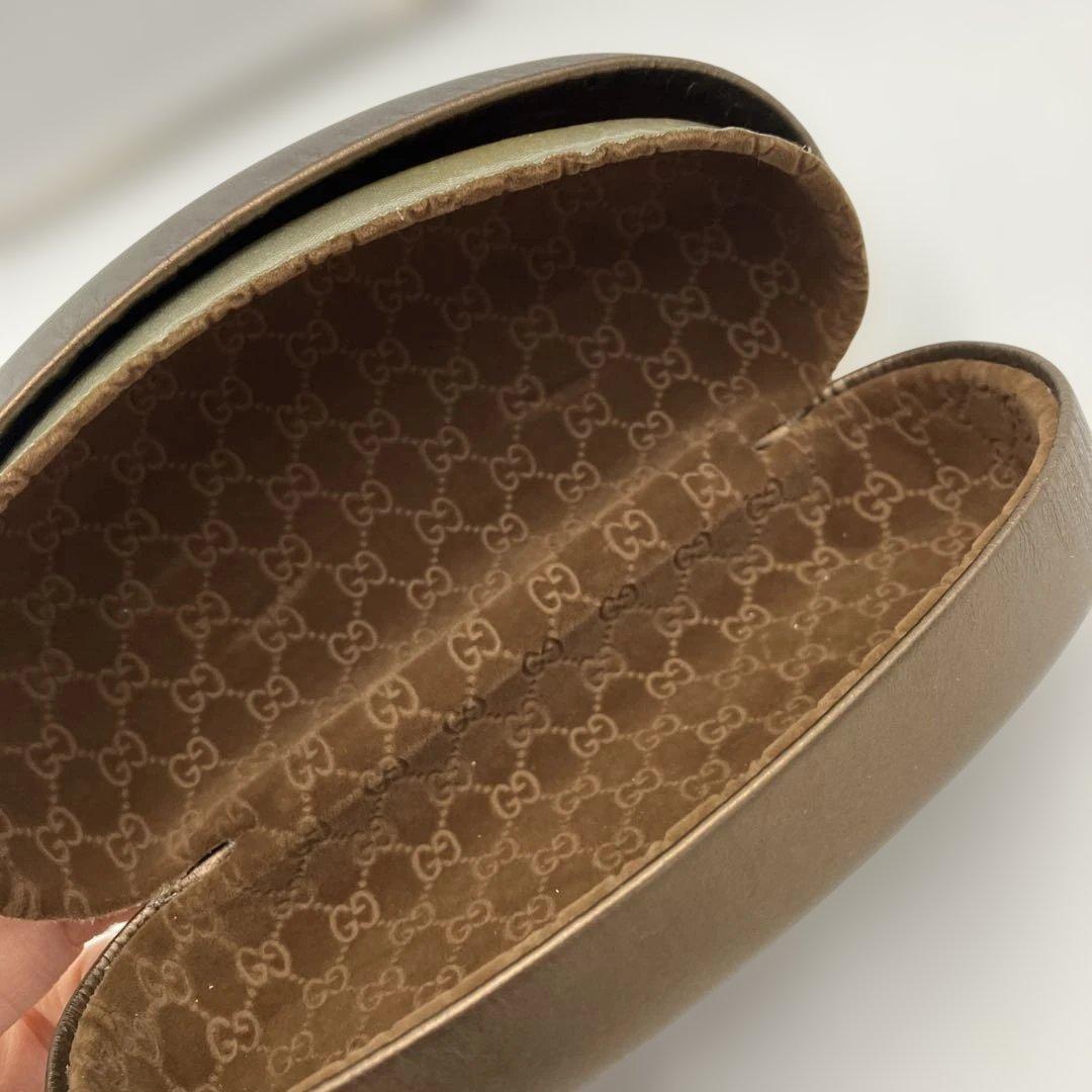 GUCCI ケース付き イタリア製 ブラックサングラス レディース