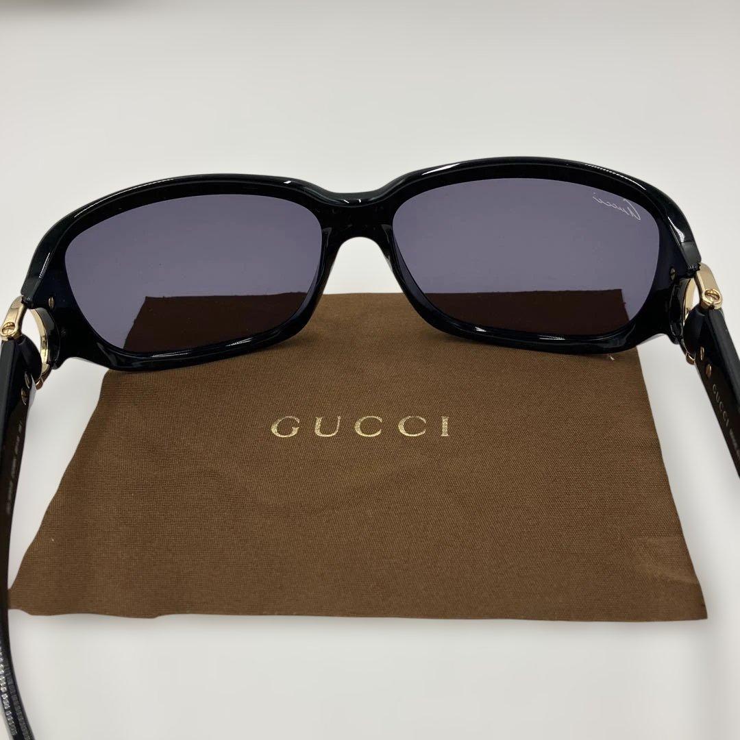 GUCCI ケース付き イタリア製 ブラックサングラス レディース