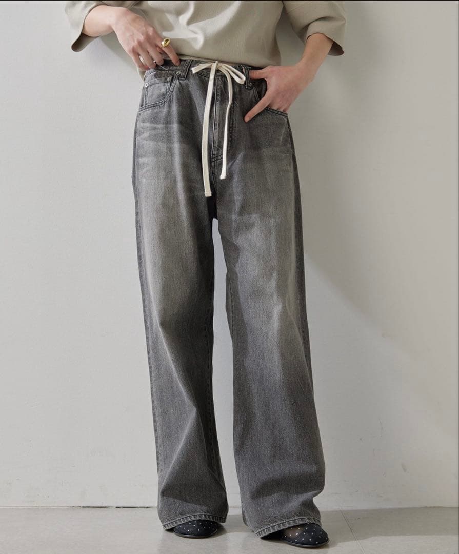 うさぎ❣️美品❣️ Whim Gazette【ドロストデニムパンツ】