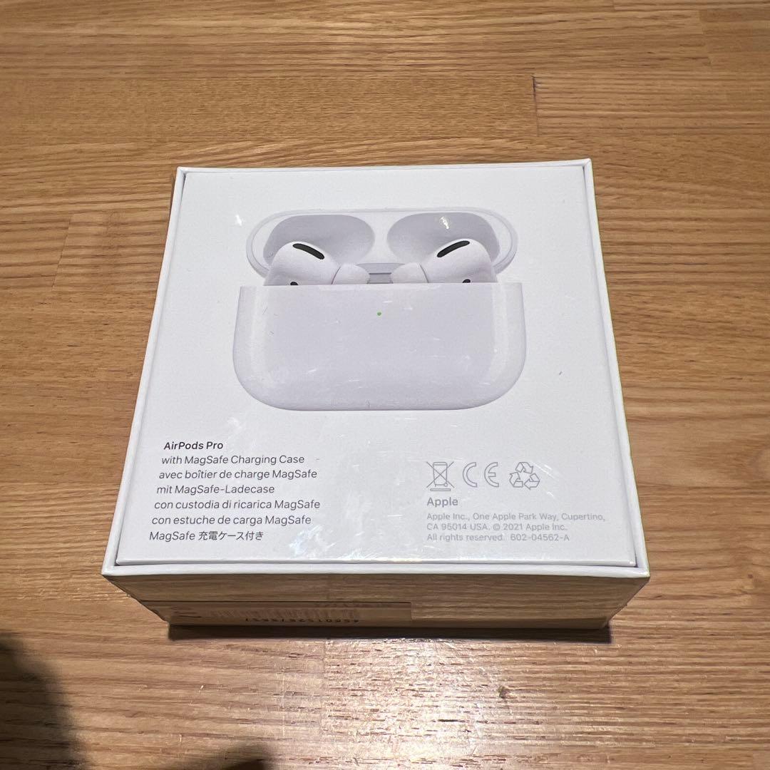 Apple AirPods Pro（MLWK3J/A）第1世代